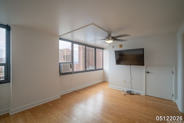 343 Hobron Lane 2606, Honolulu, HI 96815