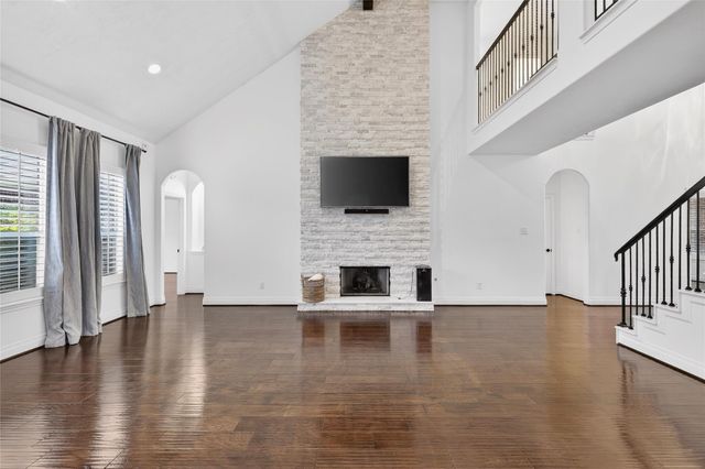 46 New Dawn Place, Conroe, TX 77385