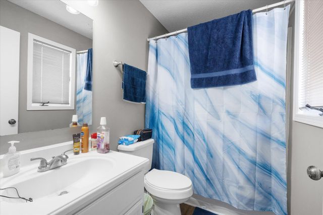 479 FOXFIRE DR, Columbia, MO 65201