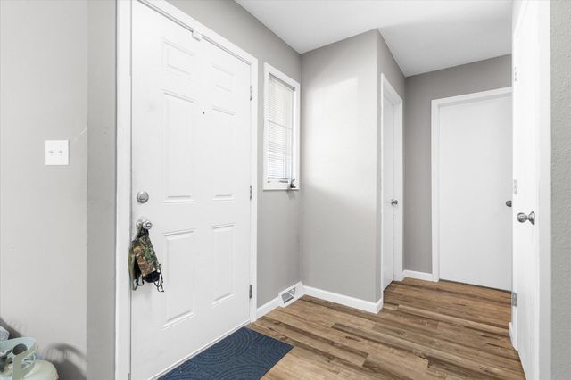 479 FOXFIRE DR, Columbia, MO 65201