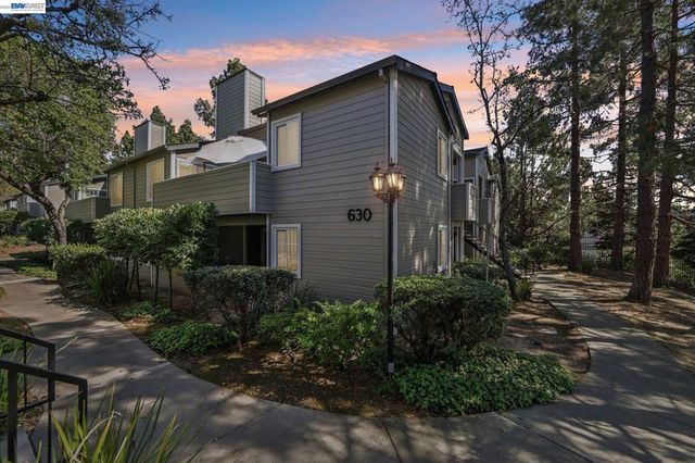 630 Canyon Oaks Drive D, Oakland, CA 94605