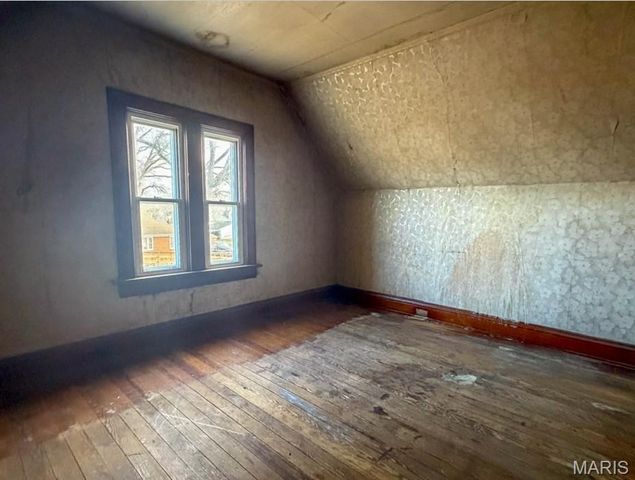 519 N Maple Street, Staunton, IL 62088