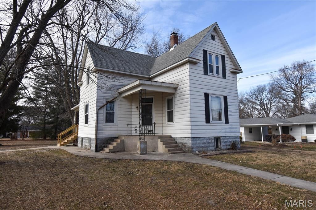 519 N Maple Street, Staunton, IL 62088