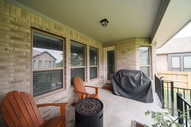 290 Left Fork DR, Kyle, TX 78640