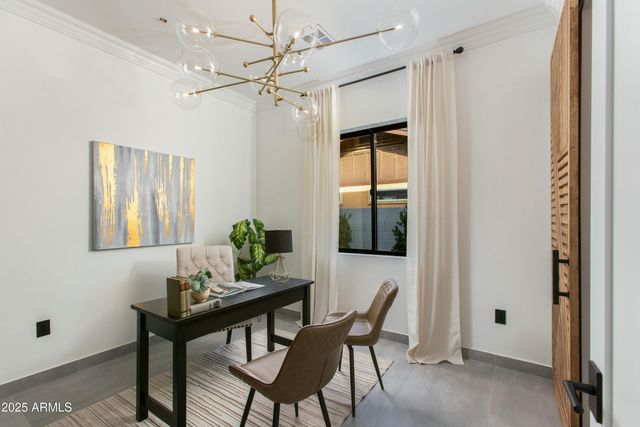 8319 E COLUMBUS Avenue, Scottsdale, AZ 85251