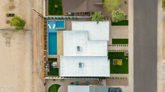 8319 E COLUMBUS Avenue, Scottsdale, AZ 85251