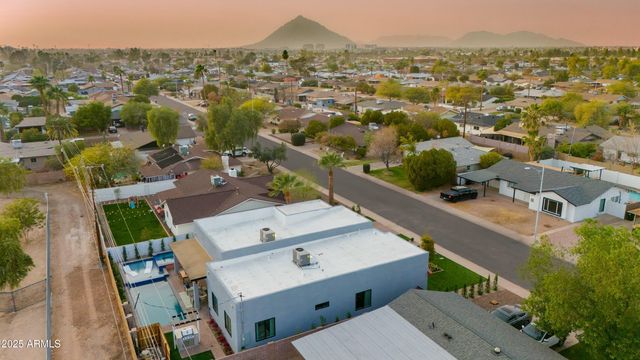8319 E COLUMBUS Avenue, Scottsdale, AZ 85251