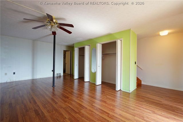 123 Oakwood Road B4, Charleston, WV 25314