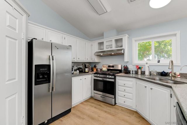 2556 Columbine Dr, Alpine, CA 91901