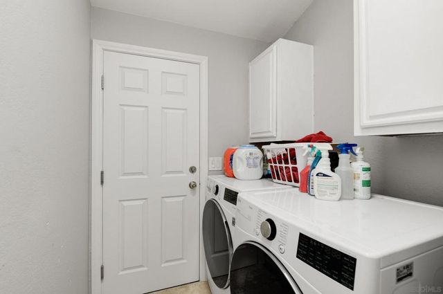 2556 Columbine Dr, Alpine, CA 91901