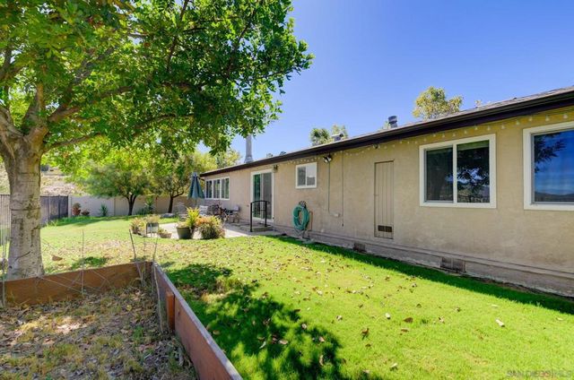 2556 Columbine Dr, Alpine, CA 91901