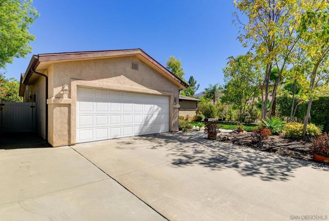 2556 Columbine Dr, Alpine, CA 91901