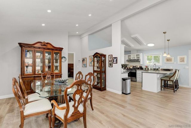 2556 Columbine Dr, Alpine, CA 91901