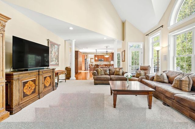3 Dairy Drive, Upton, MA 01568