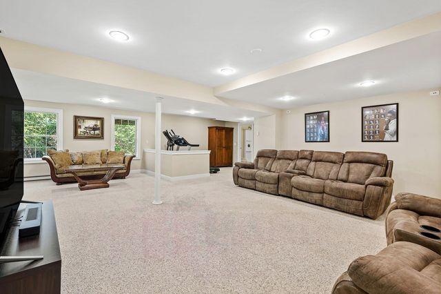3 Dairy Drive, Upton, MA 01568
