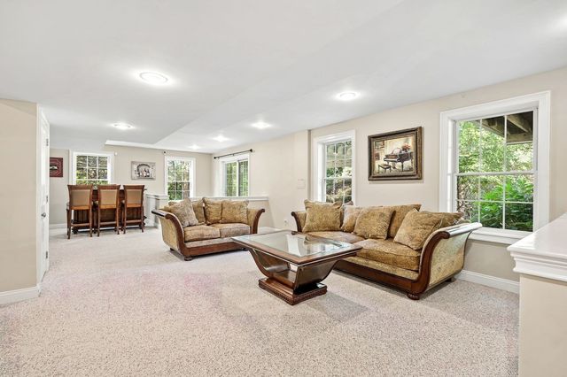 3 Dairy Drive, Upton, MA 01568