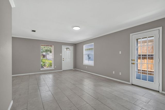 13642 Paxton Drive, Houston, TX 77014