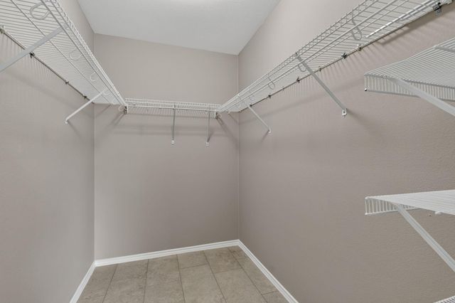 13642 Paxton Drive, Houston, TX 77014