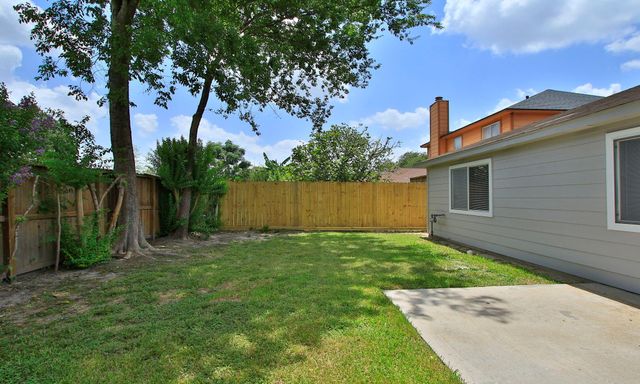 13642 Paxton Drive, Houston, TX 77014