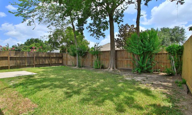 13642 Paxton Drive, Houston, TX 77014