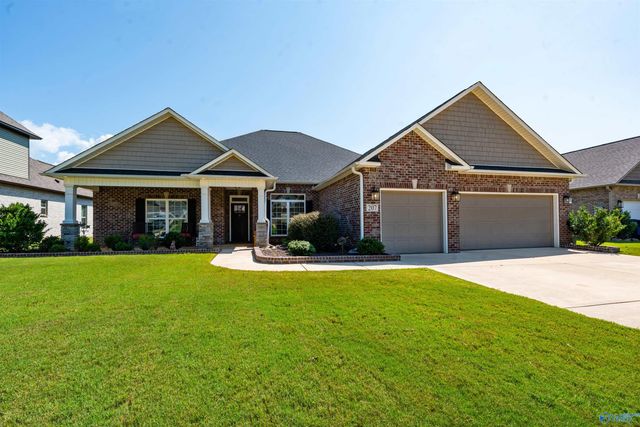 207 Somerdale Lane, Huntsville, AL 35812
