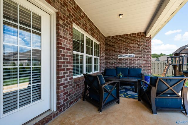207 Somerdale Lane, Huntsville, AL 35812