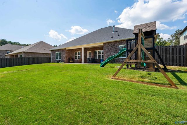 207 Somerdale Lane, Huntsville, AL 35812