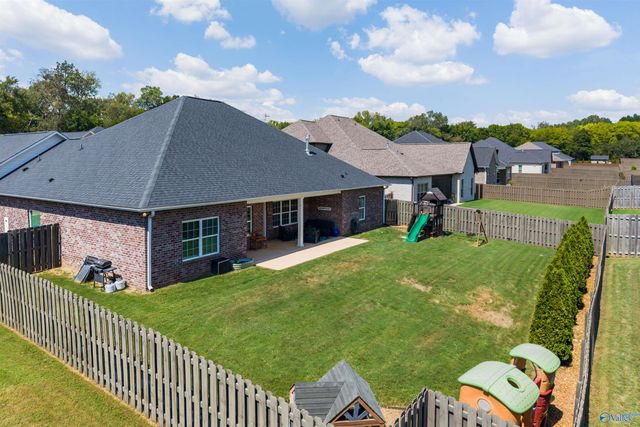 207 Somerdale Lane, Huntsville, AL 35812
