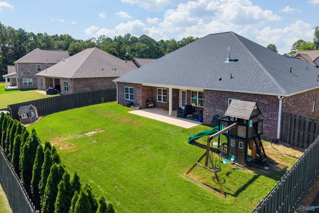 207 Somerdale Lane, Huntsville, AL 35812