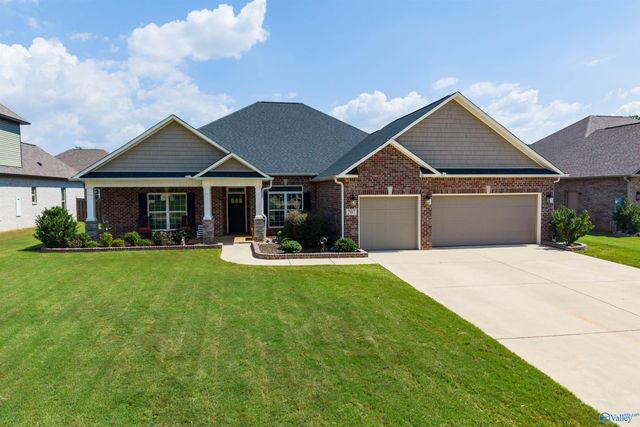 207 Somerdale Lane, Huntsville, AL 35812