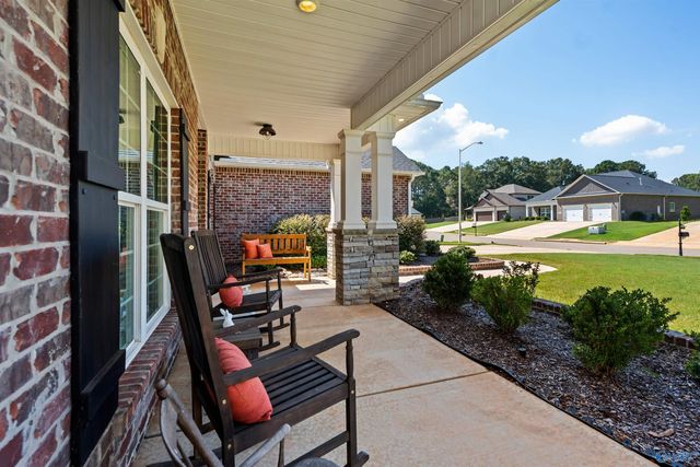 207 Somerdale Lane, Huntsville, AL 35812