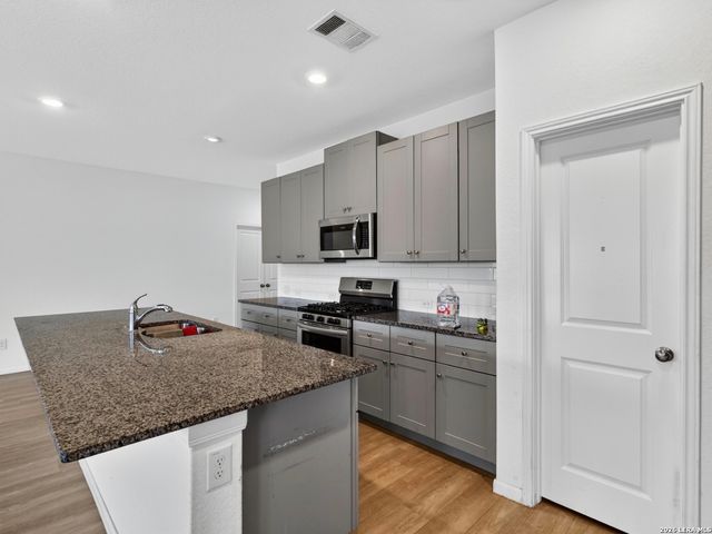 31780 Meander LN, Bulverde, TX 78163