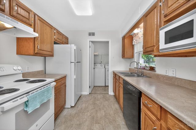 7987 West Chester Road, West Chester, OH 45069