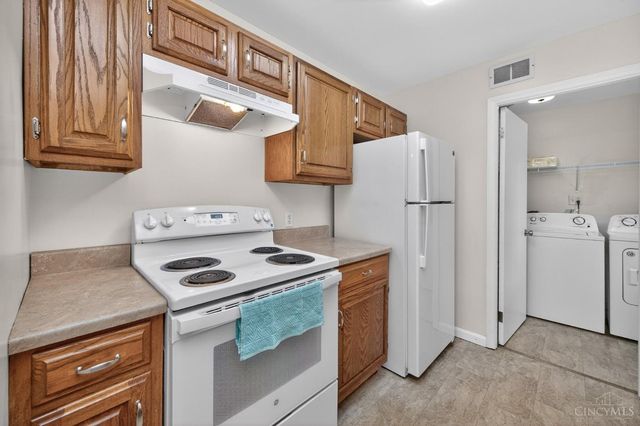 7987 West Chester Road, West Chester, OH 45069