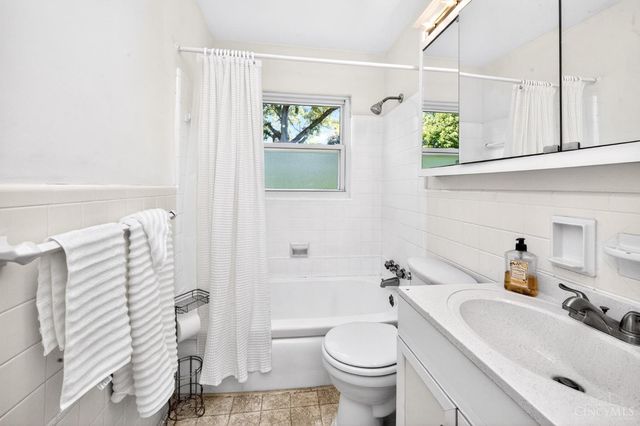 7987 West Chester Road, West Chester, OH 45069