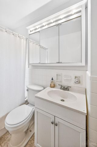 7987 West Chester Road, West Chester, OH 45069