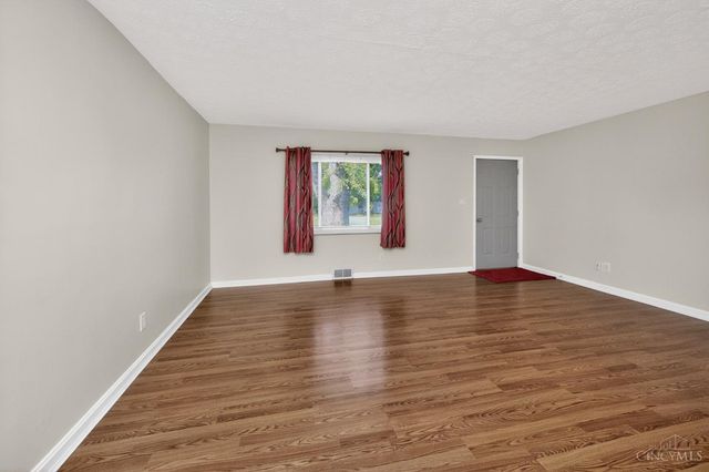 7987 West Chester Road, West Chester, OH 45069