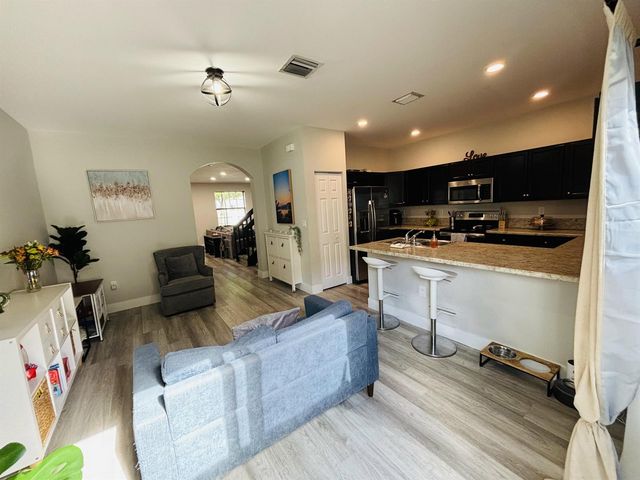 9326 W 33rd Lane, Hialeah, FL 33018