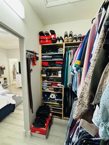 9326 W 33rd Lane, Hialeah, FL 33018
