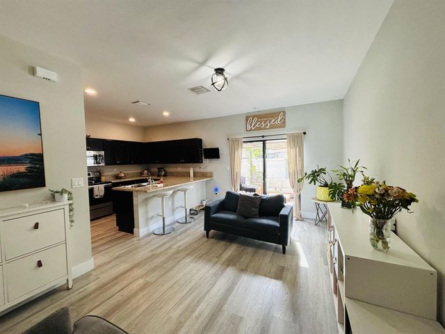 9326 W 33rd Lane, Hialeah, FL 33018
