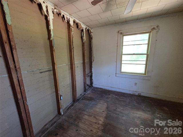 10 Wilson Avenue, Great Falls, SC 29055