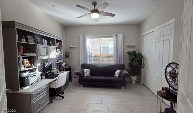 652 Longfeather Street, Henderson, NV 89011