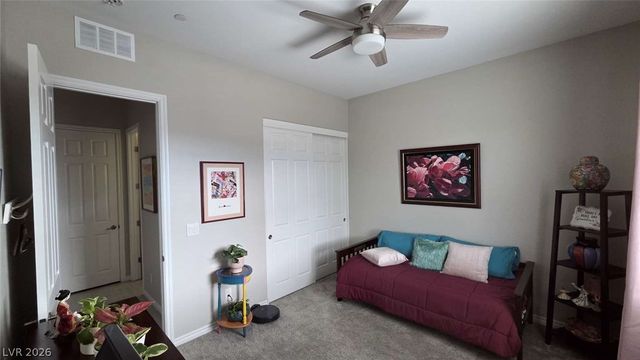 652 Longfeather Street, Henderson, NV 89011