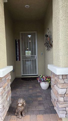 652 Longfeather Street, Henderson, NV 89011