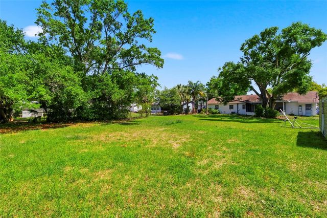 517 TERRACE DRIVE, Brandon, FL 33510