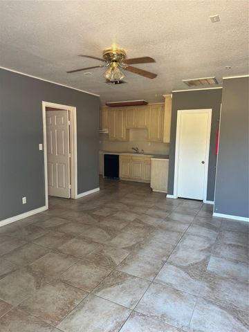 2625 Cheyenne Lane, Crowley, TX 76036