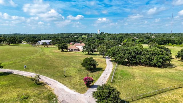 2625 Cheyenne Lane, Crowley, TX 76036