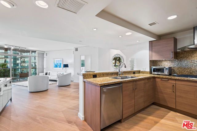 13650 Marina Pointe Drive 704, Marina Del Rey, CA 90292