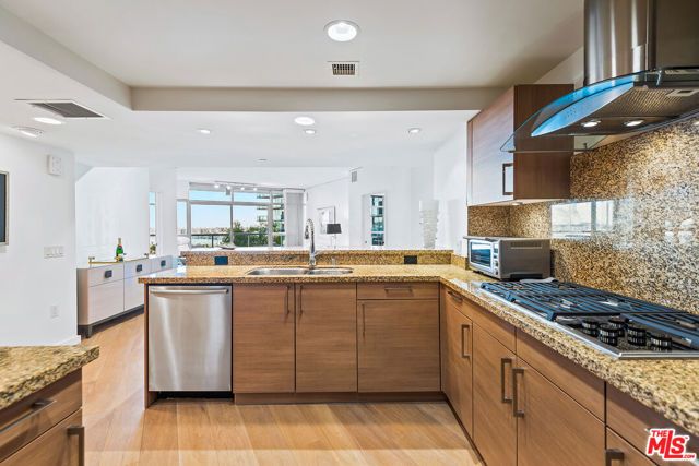 13650 Marina Pointe Drive 704, Marina Del Rey, CA 90292
