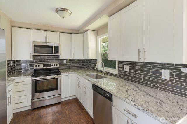 14028 Serene Way, Lynnwood, WA 98087